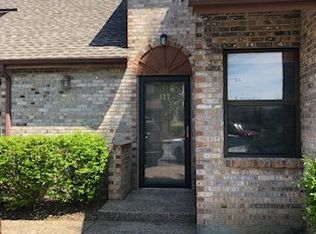 627 Chuck Gray Ct, Owensboro, KY 42303
