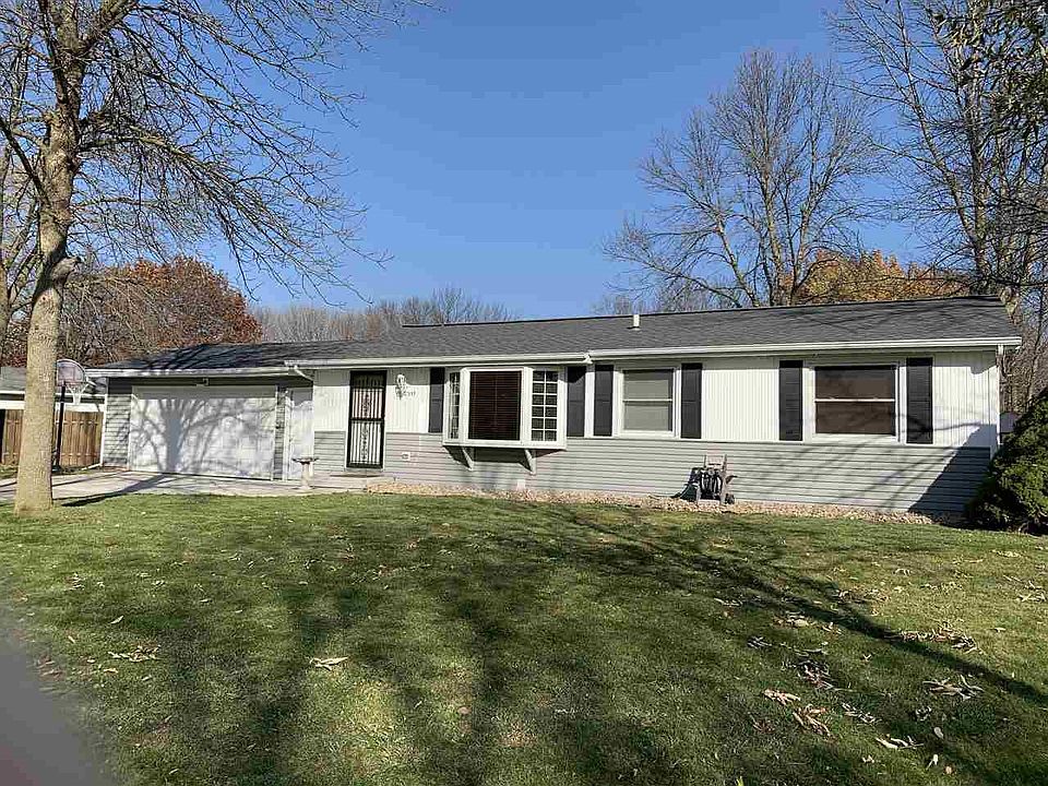 WELCOME TO 2355 HAMPTON AV