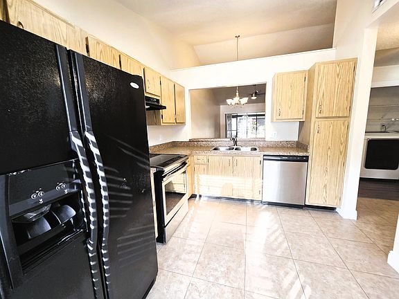 04 Kitchen_04022025