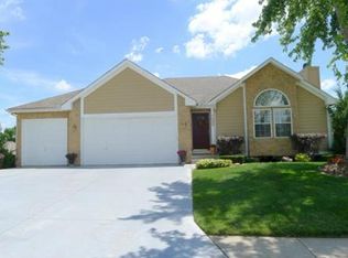 1200 SE Highview Dr, Blue Springs, MO 64014