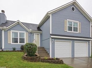 8671 NE 110th St, Kansas City, MO 64157