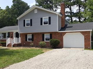 415 Parkwood Ct, Petersburg, VA 23805