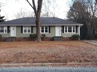 309 W Pine St, Graham, NC 27253