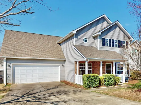 447 Fawnbrook Ln, Gastonia, NC 28052