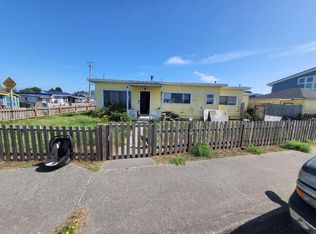 1723 Buhne Dr, Eureka, CA 95503