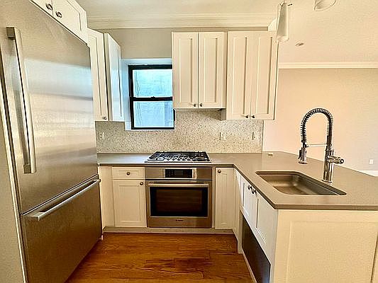 3rd image of 319 Lincoln Pl #4M