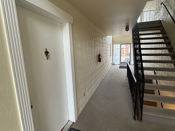 4th image of 37102 Aberdeen Dr #10/42