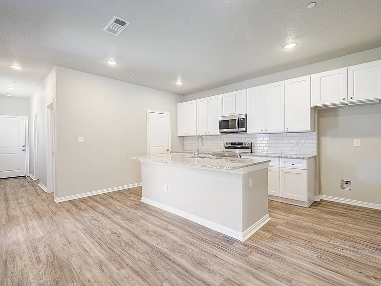 Willow Crossing Townhomes — Photo 22
