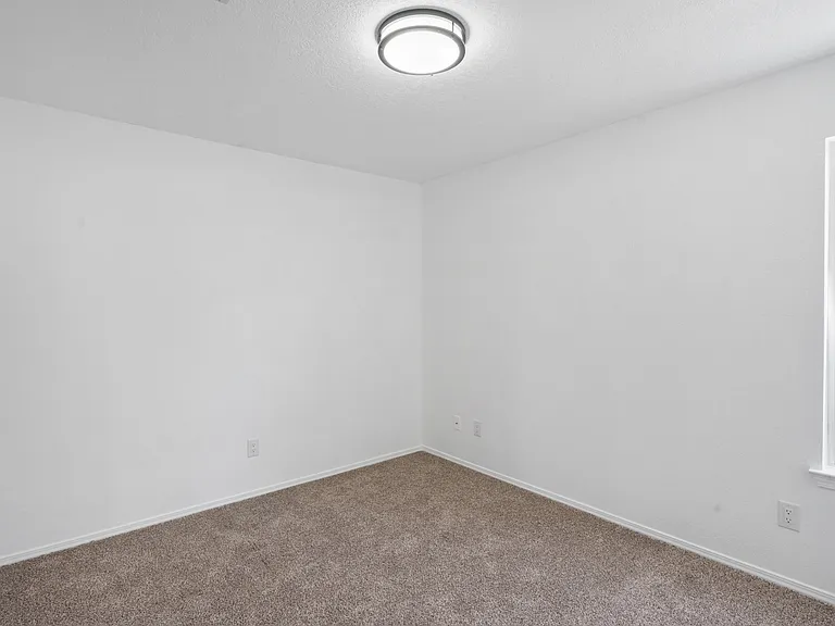 4916 Sereno Dr NE — Photo 18