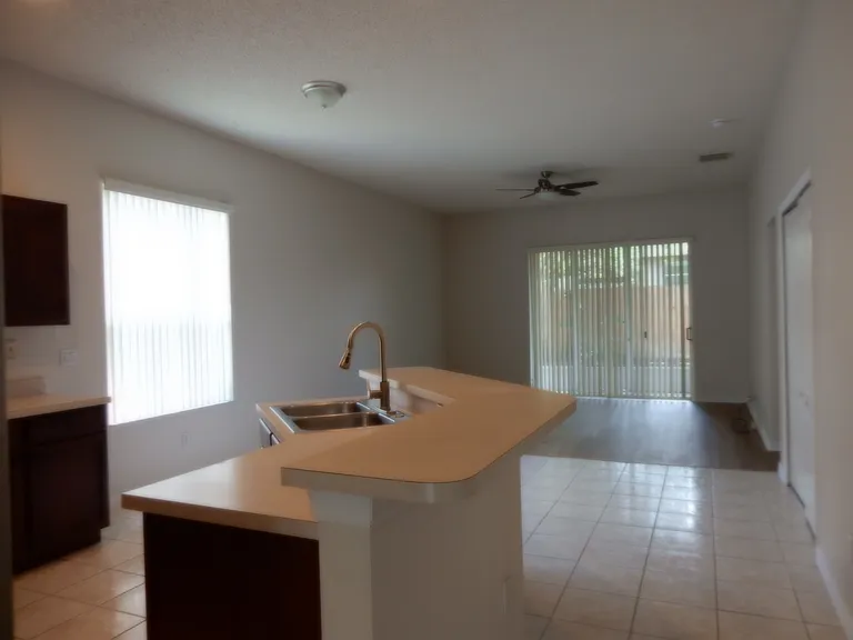 902 Cherry Valley Way — Photo 18