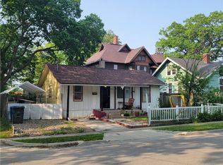 911 Franklin Ave, Des Moines, IA 50314