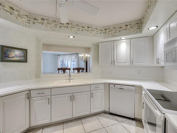 5th image of 4183 Bay Beach Ln APT 365