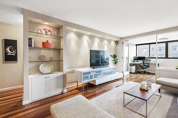 Sold by Hauseit LLC | media 10