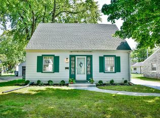 3936 S 57th St, Milwaukee, WI 53220