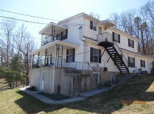 4335 Yellow Mountain Rd APT 2, Roanoke, VA 24014