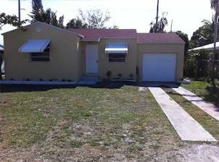 2214 Cleveland St, Hollywood, FL 33020