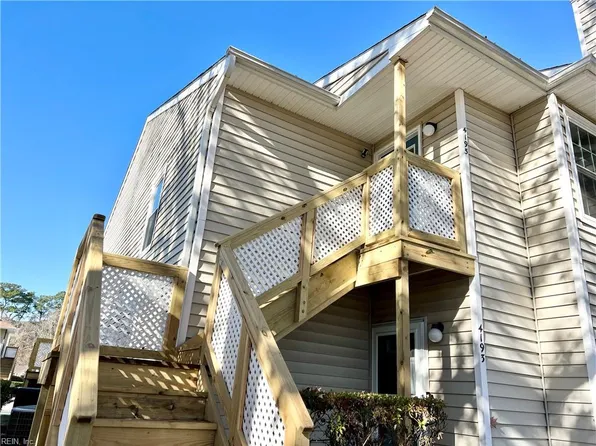 4195 Thalia Station Cir #204, Virginia Beach, VA 23452