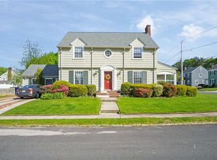 72 Julia St, Cranston, RI 02910