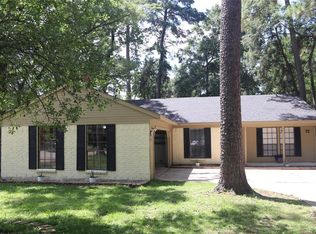 27 N Greenbud Ct, Spring, TX 77380