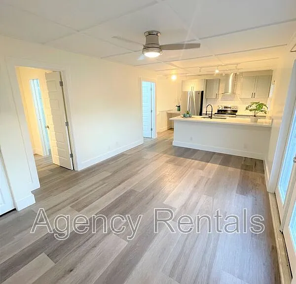 3036 Monsarrat Ave #C — Photo 8