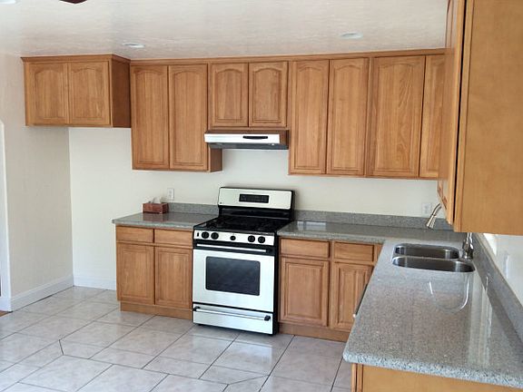 4th image of 436 Ezie St