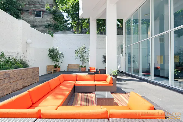 Sold by aptsandlofts.com | media 14
