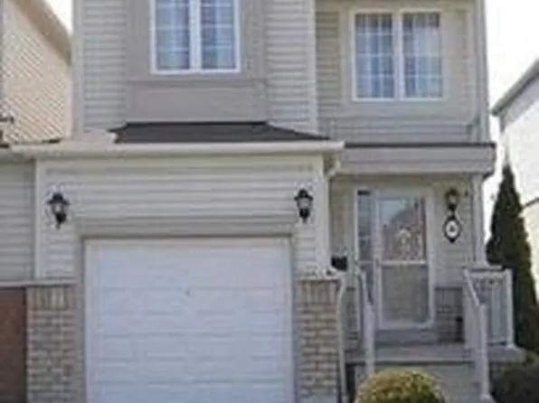 56 Longueuil Pl, Whitby, ON L1R 3H1