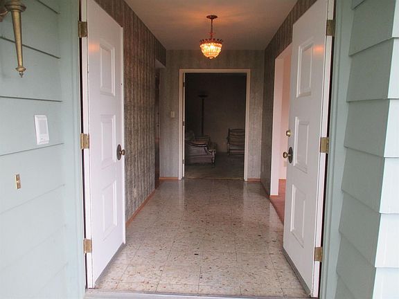 5th image of 4141 De Costa Ave