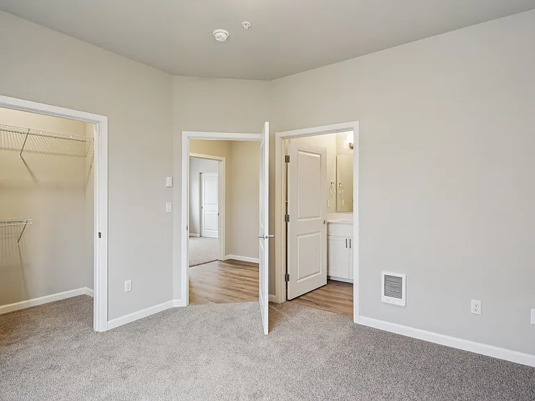 Tahoma Terrace Apartments — Photo 93