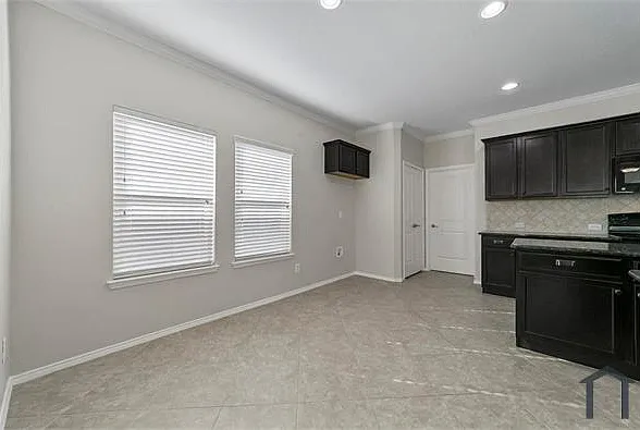 521 Cheyenne Dr — Photo 12
