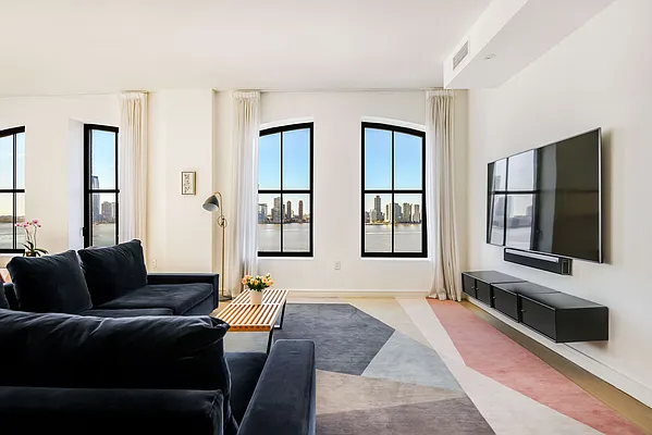 Sold by Compass | media 3