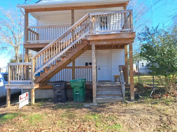 425 S 18th Ave, Hopewell, VA