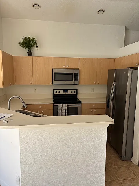 3 bed, 1680 sqft, $3,400 — Photo 4