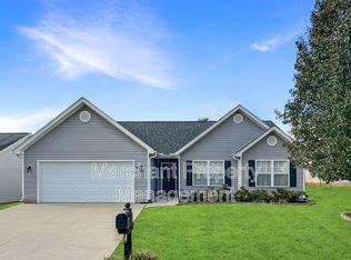 16 Landing Ln, Simpsonville, SC 29681