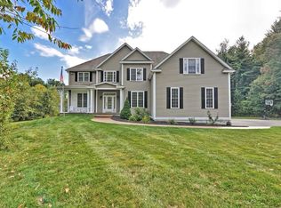 19 Plain St, Franklin, MA 02038