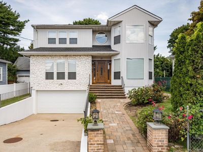 13 Locust Street, Greenvale, NY, 11548