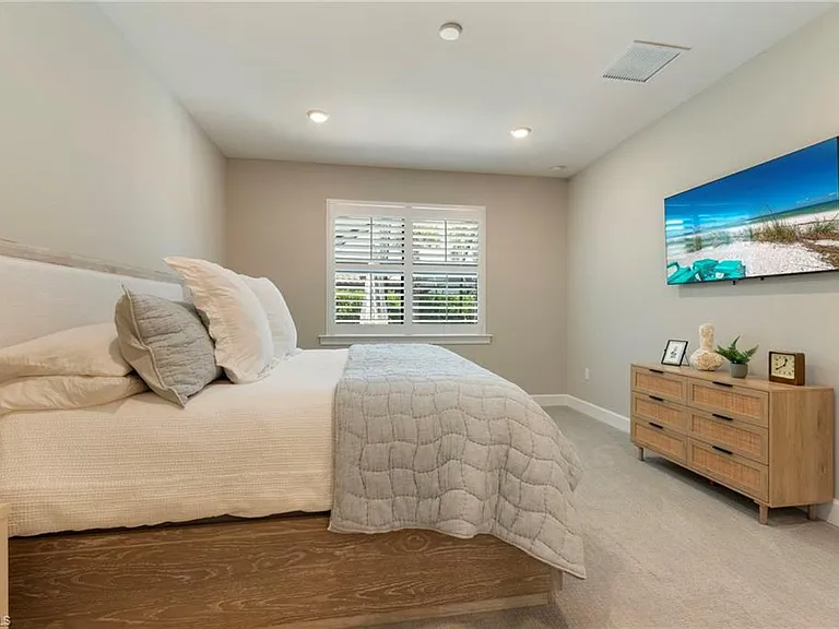 19712 Deming Ln — Photo 13
