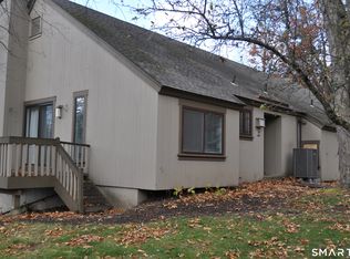 29 Crocus Ln #29, Avon, CT 06001