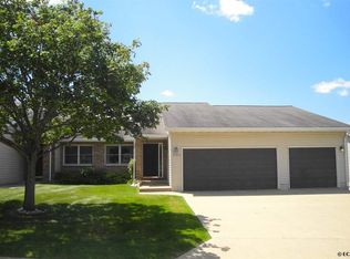 2185 Crown Point Rd, Dubuque, IA 52002