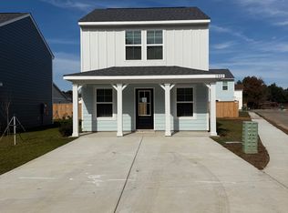 1002 Waterford Ln, Gulfport, MS 39507