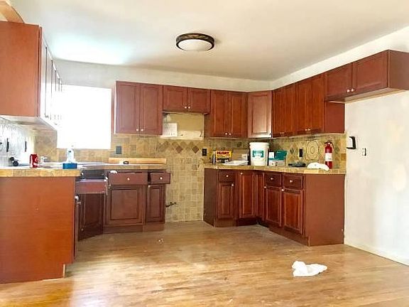 3rd image of 221 S Arlington Ave #1