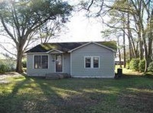 819 3rd St, Jennings, LA 70546