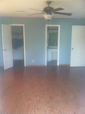 5th image of 111 Marilyn St