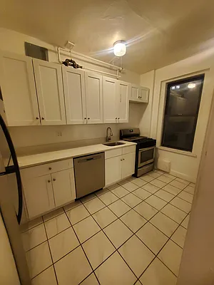 Rented by Oxford Property Group | media 12