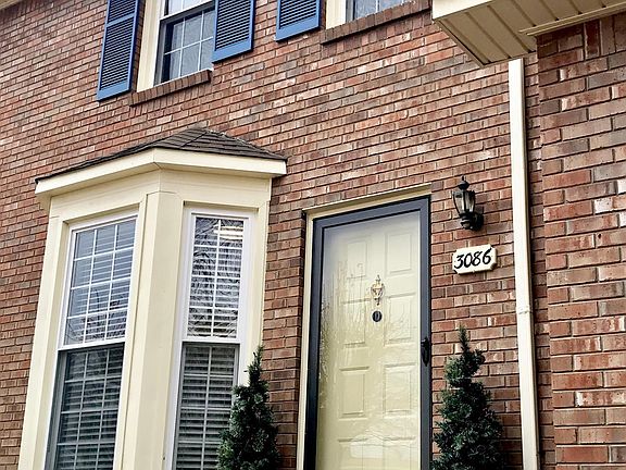 2nd image of 3086 Woody Ln #3086