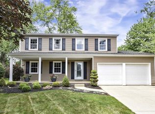 1980 Crestdale Dr, Stow, OH 44224