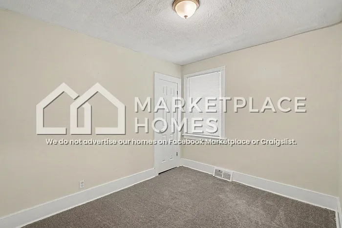 15710 Northlawn St #1 — Photo 16