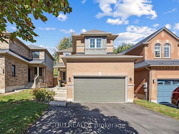 3rd image of 63 Russell St