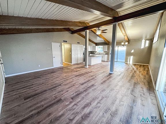 4th image of 405 E Linda Vista Blvd