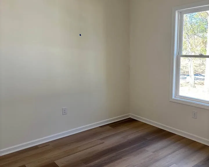 213 Carswell Dr — Photo 14